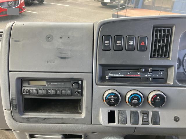88873_24.jpg