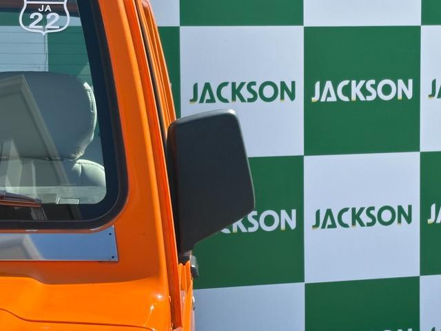 0208843A30260321W00112.jpg