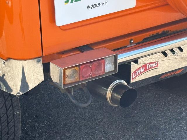 0208843A30260321W00115.jpg