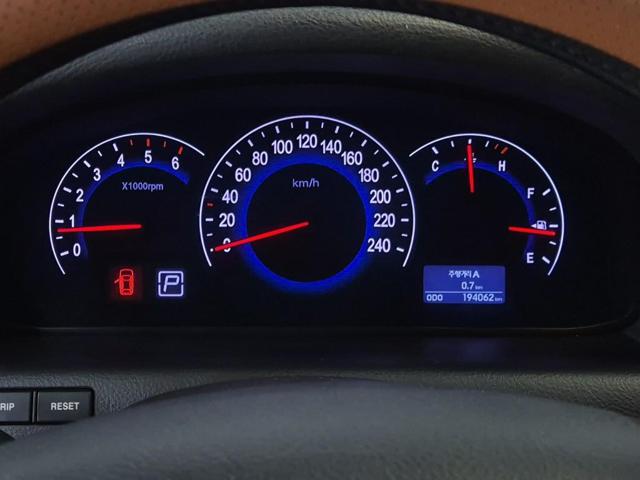 5101501892R6.jpg