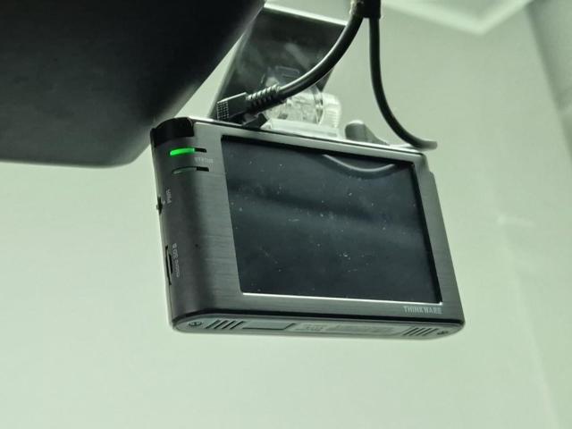 5111000227R17.jpg
