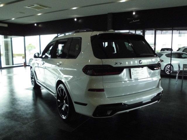 20507103_carP_l_9.jpg