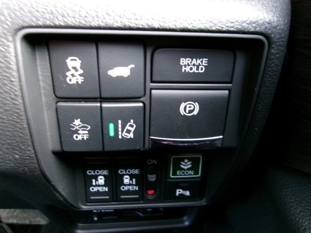 0400014A30251214W00216.jpg