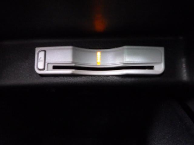 0504175A30250729W00115.jpg