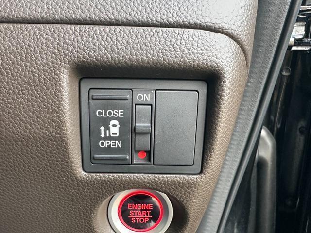 23033361_carP_l_17.jpg