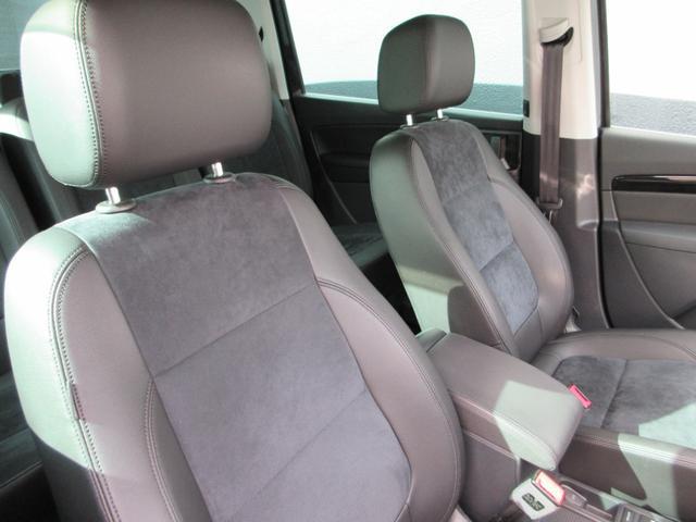 9620028A30260120W00116.jpg