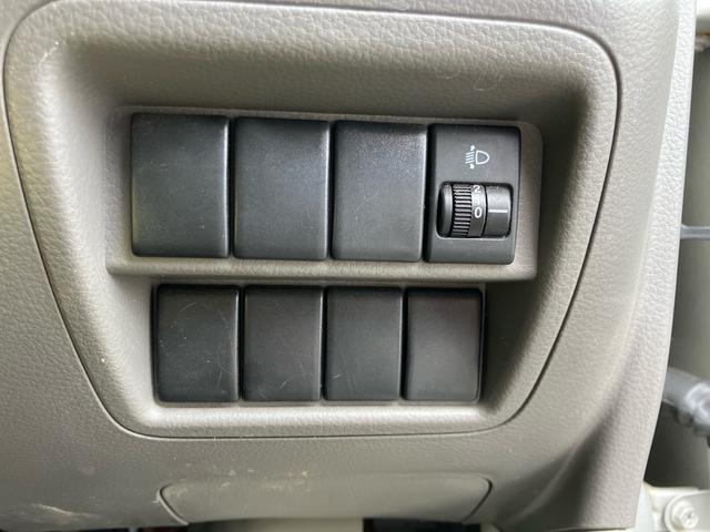 0805018A30250425W00110.jpg