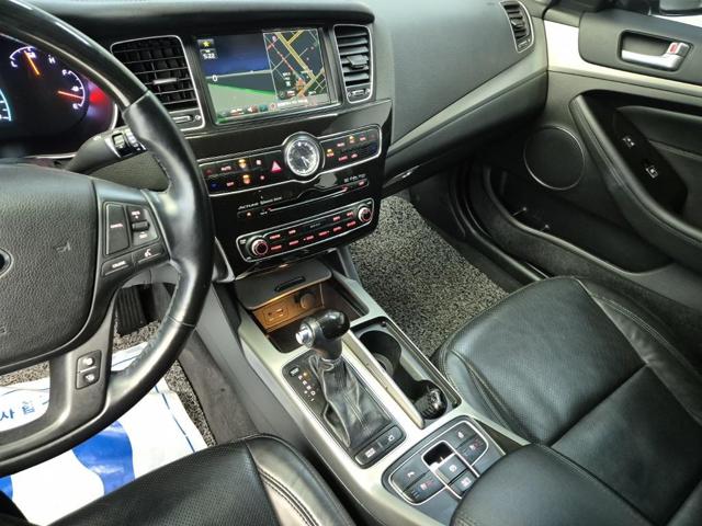 5121000925R10.jpg