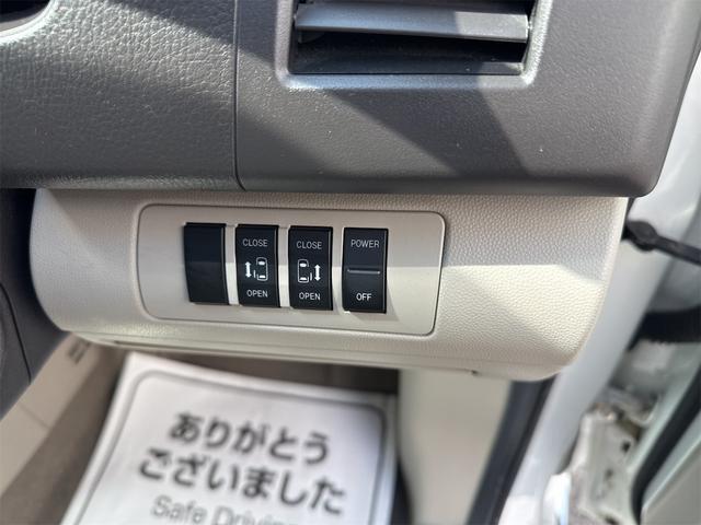 0501637A30260309W00316.jpg