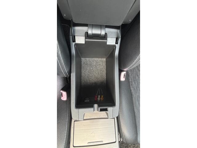 1201234A30250711W00117.jpg