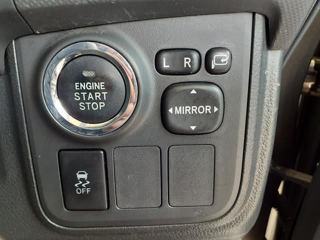 0208546A30250908W00411.jpg