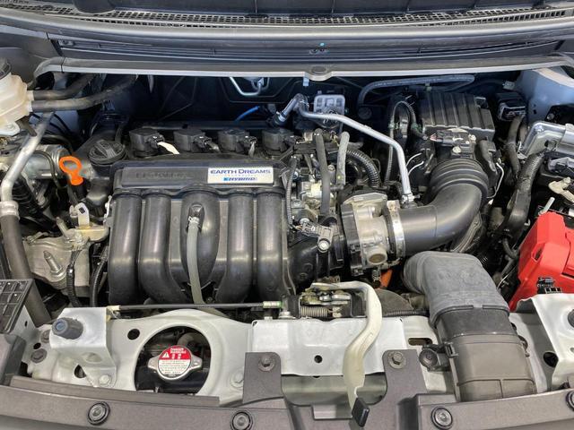 22760572_carP_l_18.jpg