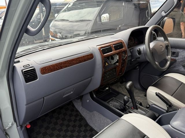 18baa58e312525bbd379ec8e9e76117e.jpg