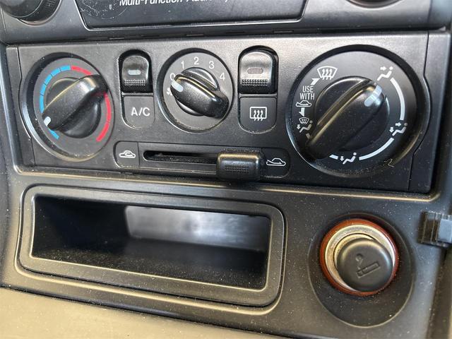 0540380A30260302W00107.jpg