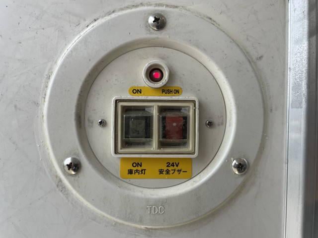 78325_19.jpg