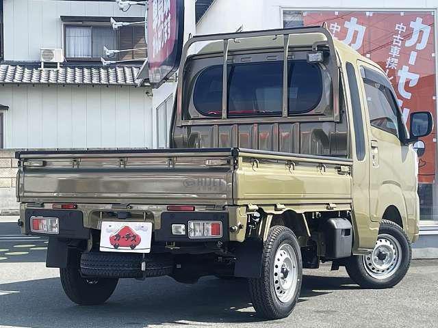 f55d6ada8f2e2f7f85e10fb3fa6ebec0.jpg
