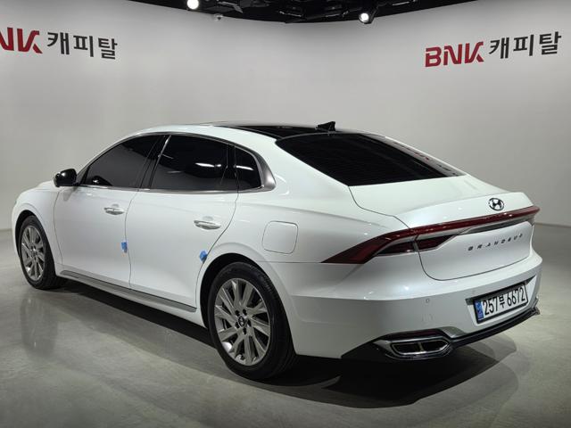 8ea1b058e3670d6005edbeae5a923104.jpeg