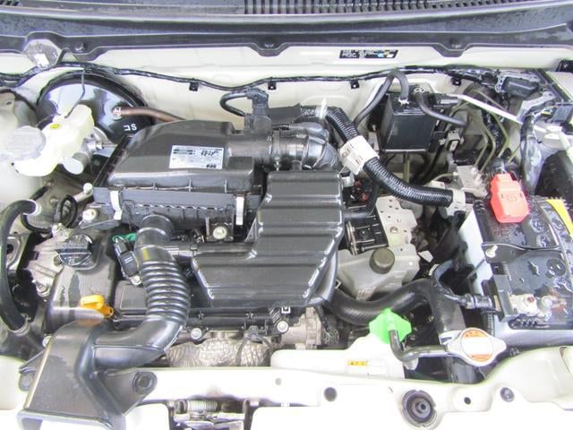 0560837A30251113W00117.jpg