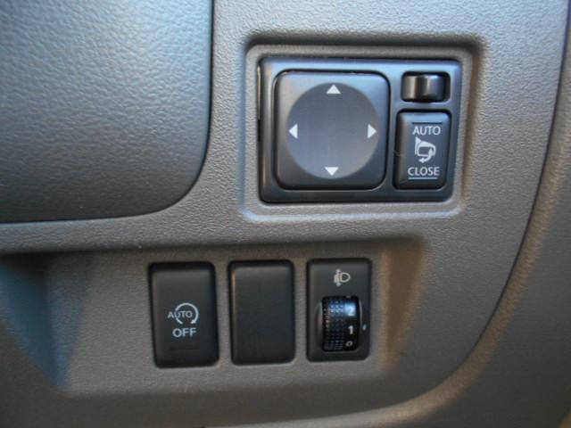 0500691A30241209W00115.jpg