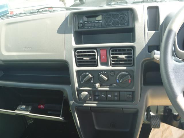 0902301A30251003W00115.jpg