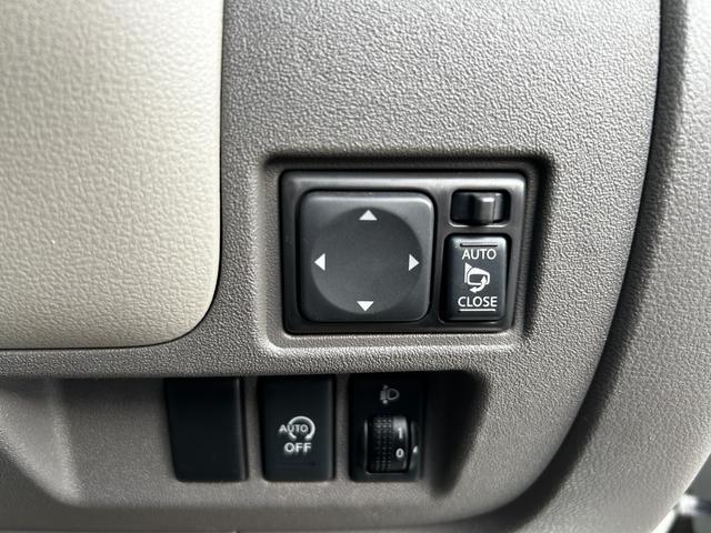 0500312A30260311W00115.jpg