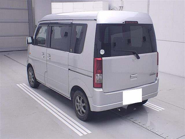 8be65a01a5dede70a8256ff0198859ab.jpg