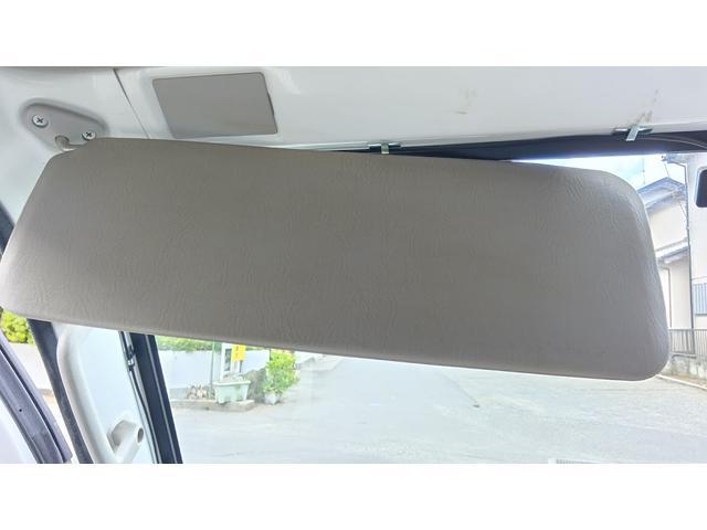 0541816A30250710W00117.jpg