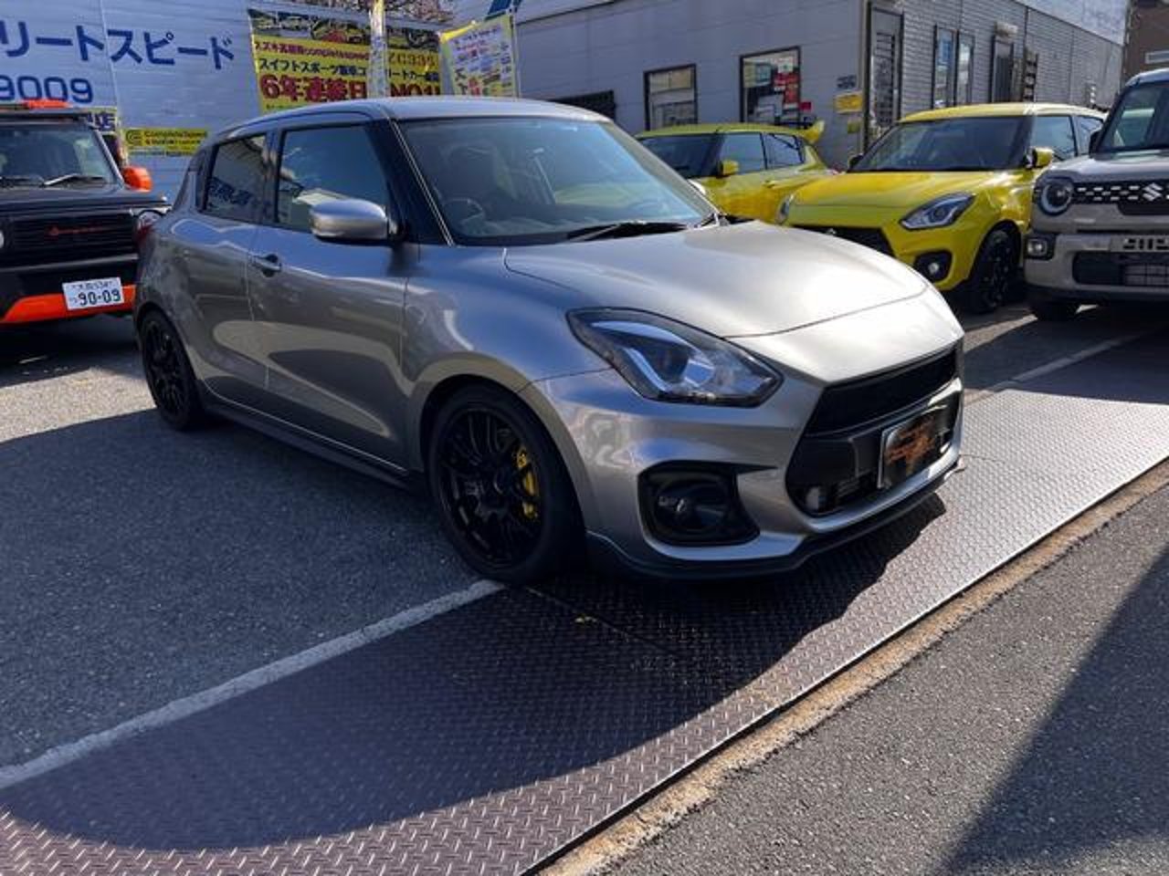 2023 Suzuki Swift, photo 1 of 1
