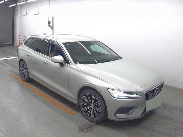 22837257_carP_l_1.jpg