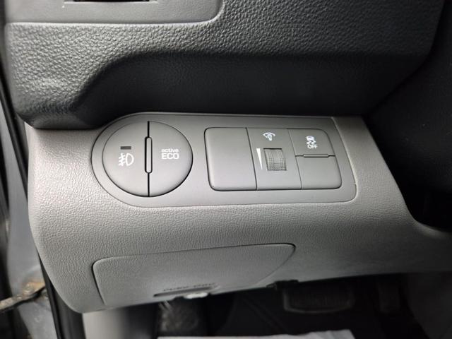 5011000827R16.jpg