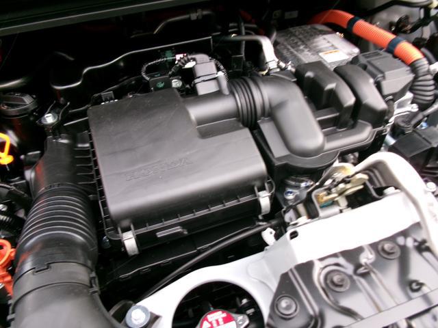 0902477A30260203W00114.jpg