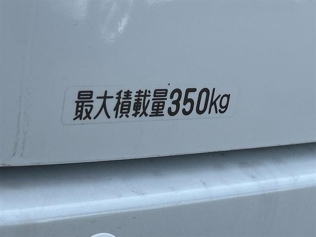 0403507A30250925W00317.jpg