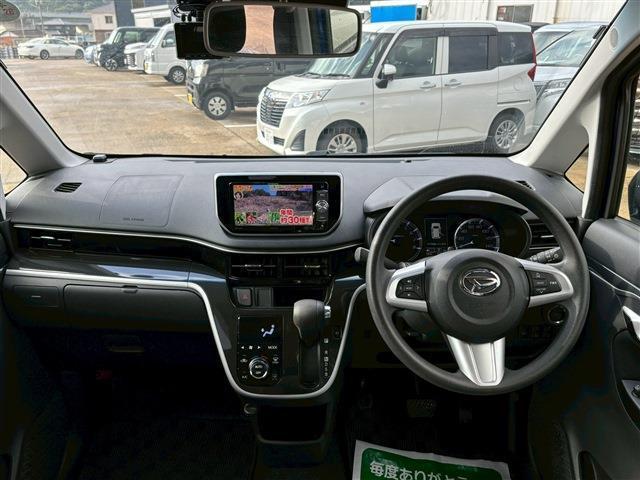 21126015_carP_l_3.jpg