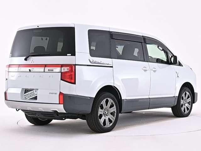 20464862_carP_l_3.jpg