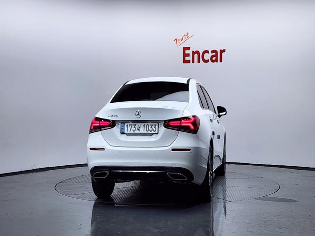 804ce5a71a2995d1a5bb7a547d3d159b.jpeg