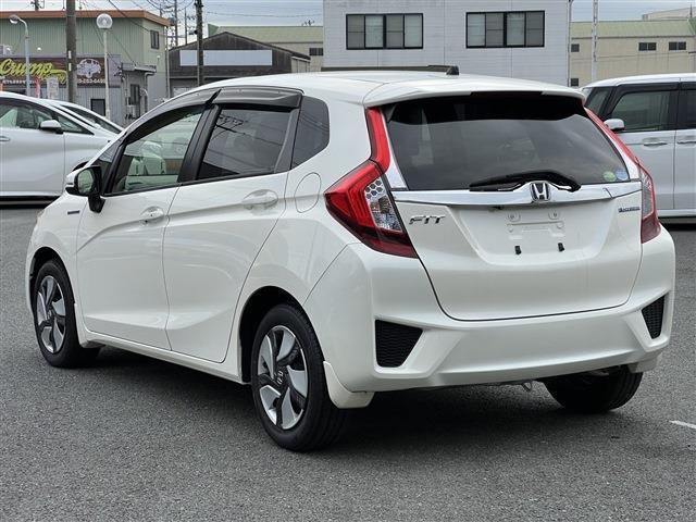 22961710_carP_l_13.jpg