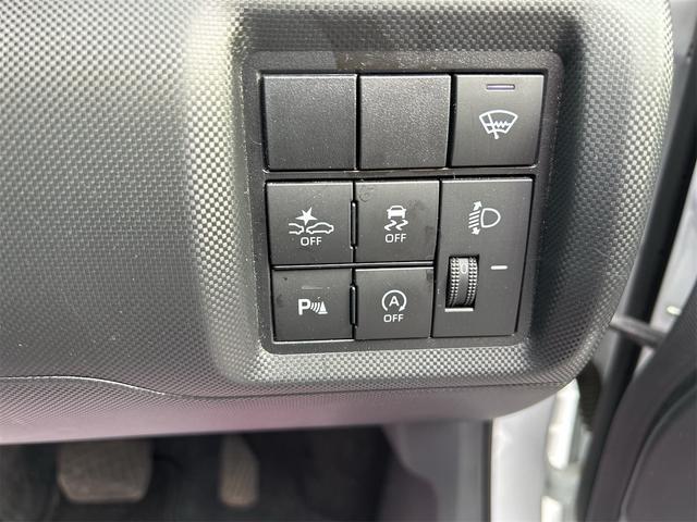 0300895A30251221W00109.jpg