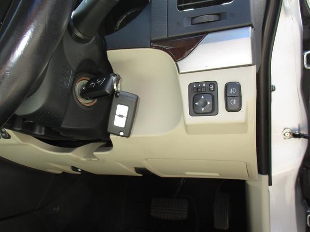 0800019A30250727W00114.jpg