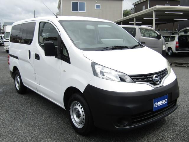 【Van】 Featured Van: George's Toyota Hiace ZX Campervan Conversion ~ Matt