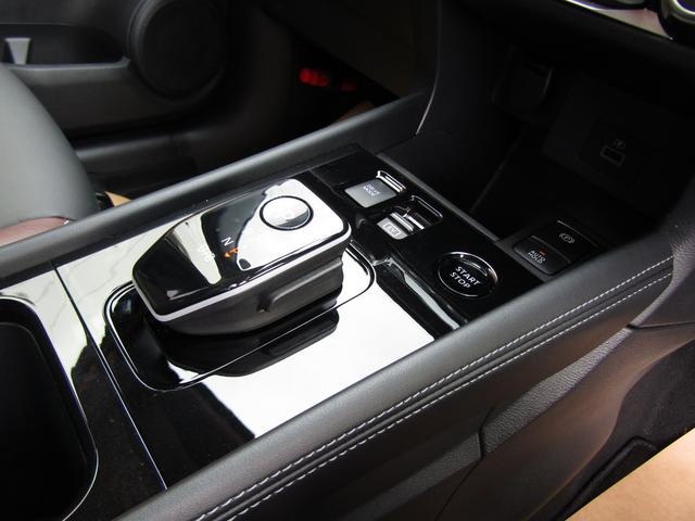 0701785A30260403W00116.jpg