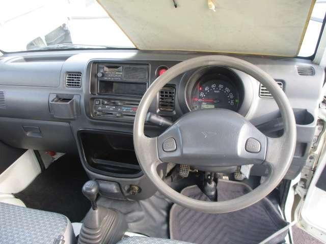0840207A30260309W00215.jpg