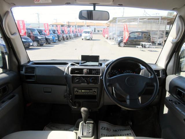 0509023A30260408W00302.jpg