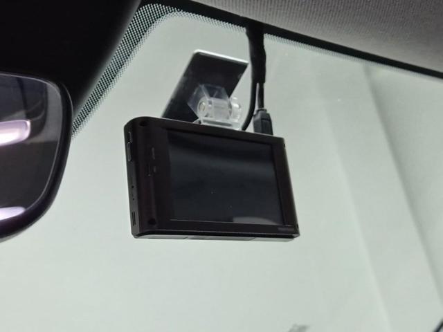 5101002069R16.jpg