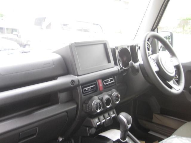 1101641A30250610W00111.jpg