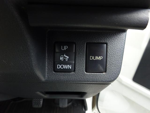 0900002A30250911W00606.jpg