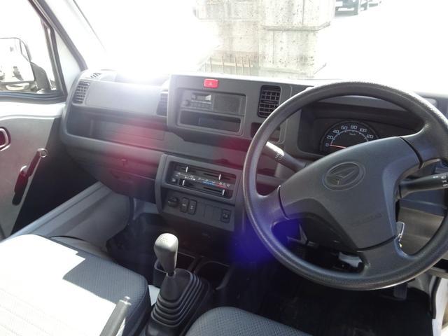 0900002A30260310W00304.jpg