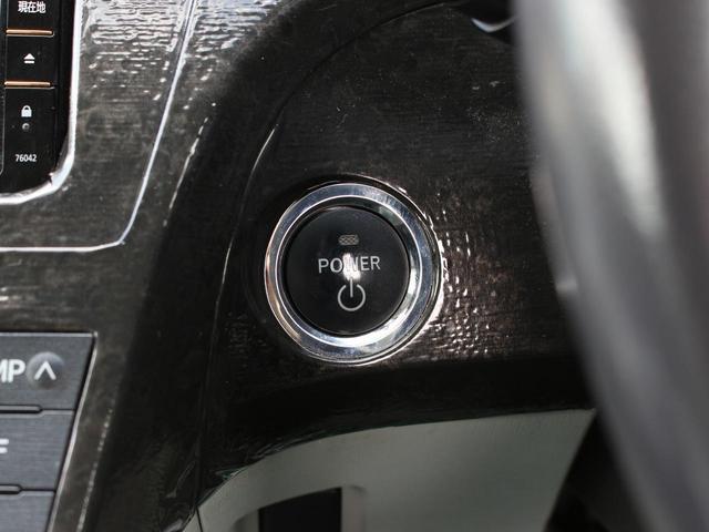 0520046A30251019W00517.jpg