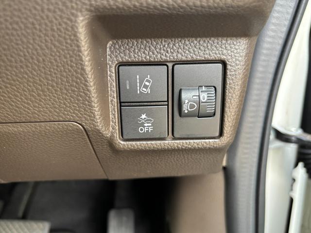 0400041A30250727W00413.jpg