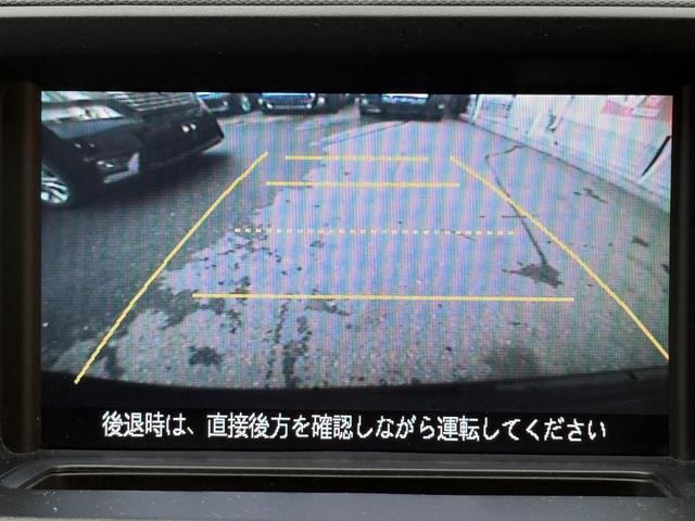0704373A30251220W00216.jpg
