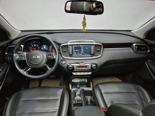 6011002889R7.jpg